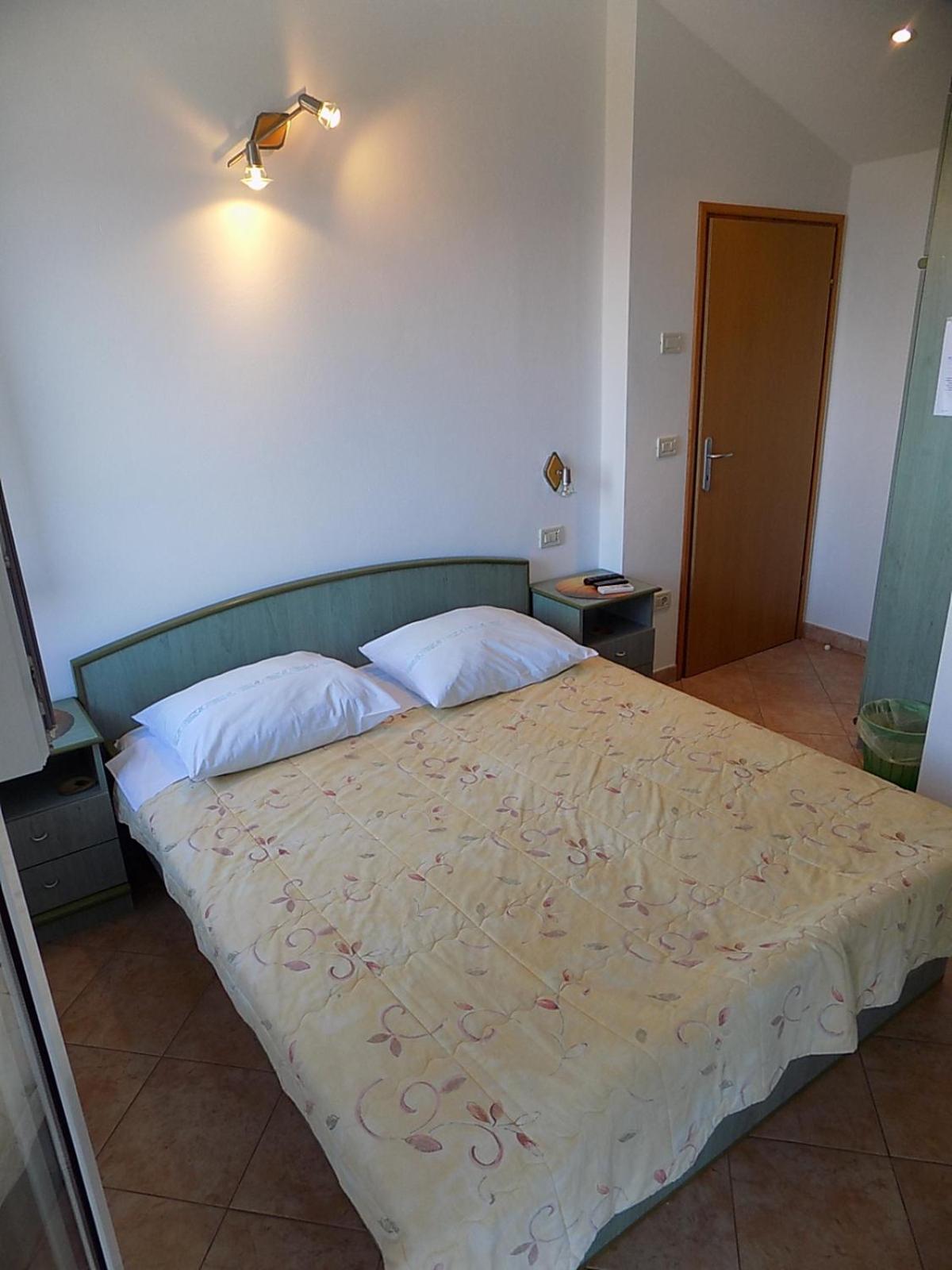 Apartments Tinka Brseč Extérieur photo