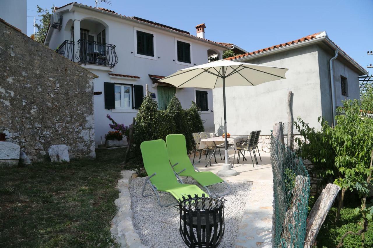 Apartments Tinka Brseč Extérieur photo